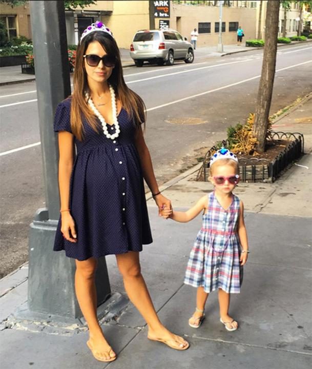 Hilaria Baldwin & Carmen Baldwin Hilaria Baldwin & Carmen Baldwin