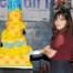 Zooey Deschanel, New Girl 100th Episode Cake Cutting