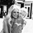 Jessica Simpson, Maxwell, Instagram