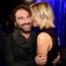The Big Bang Theory's Kaley Cuoco and Johnny Galecki Get Close at the 2016 People's Choice Awards: 