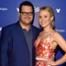 Josh Gad, Kristen Bell 