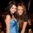 Selena Gomez, Miley Cyrus, 2008 Teen Choice Awards