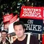 Matthew Perry, Writers' Strike