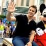 Kris Allen, Mickey Mouse