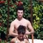 Kevin Jonas, Daniella Deleasa