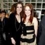 Anne Hathaway, Julianne Moore