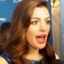 Anne Hathaway, Twitter