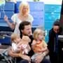 Dean McDermott, Tori Spelling, Liam McDermott,Stella McDermott