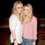 Mary-Kate Olsen, Ashley Olsen