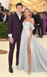 Shawn Mendes & Hailey Baldwin Shawn Mendes & Hailey Baldwin