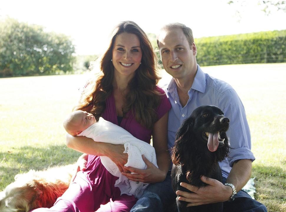 Príncipe William, Kate Middleton e príncipe George Príncipe William, Kate Middleton e príncipe George