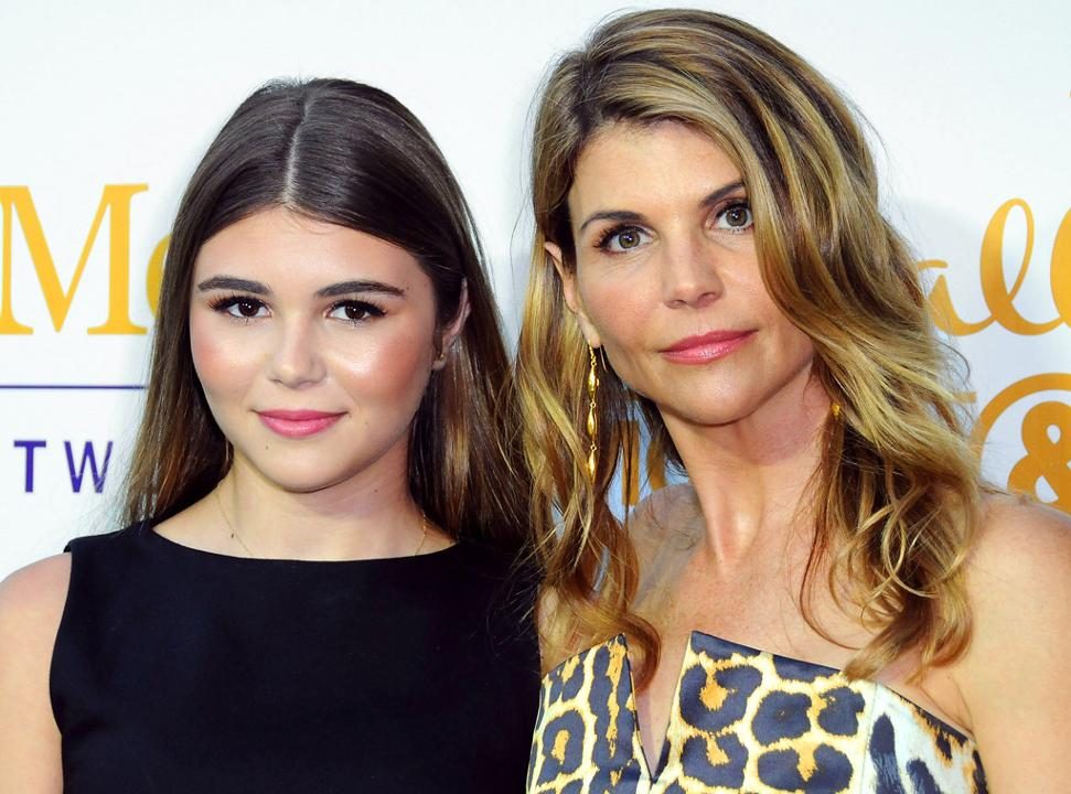 Lori Loughlin & Olivia Giannulli Lori Loughlin & Olivia Giannulli