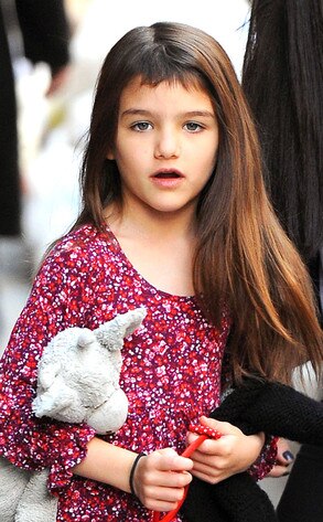 Suri Cruise Gets Choppy Short Bangs?See Her New Look! | E! News