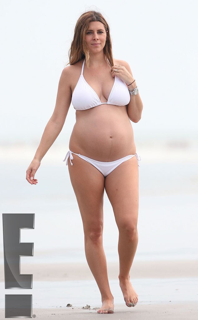 Just Beachy From Jamie Lynn Sigler Pregnant Bikini Bonanza E News.