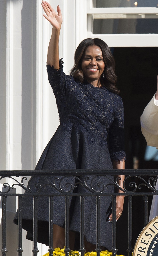 Michelle Obama Stuns in Blue Monique Lhuillier Dress While Welcoming ...