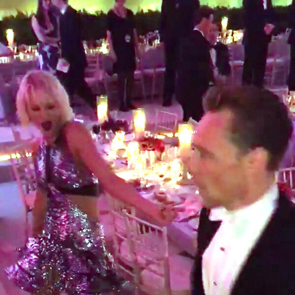 Taylor Swift, Tom Hiddleston