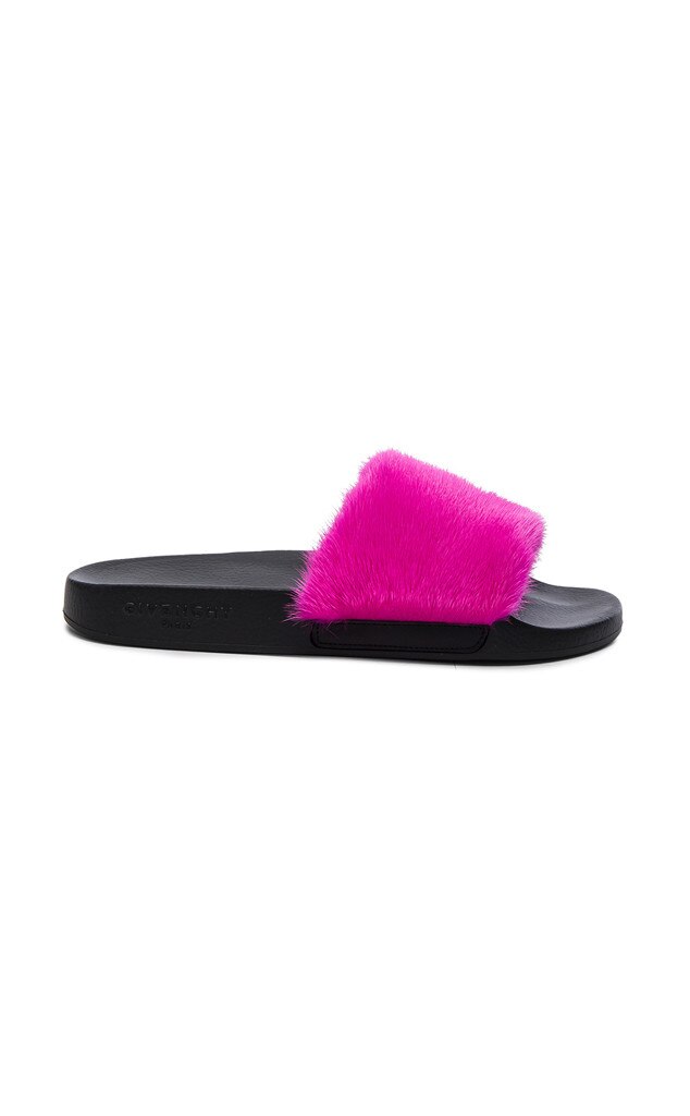 19 Furry Slides You Can Wear in Summer | E! News