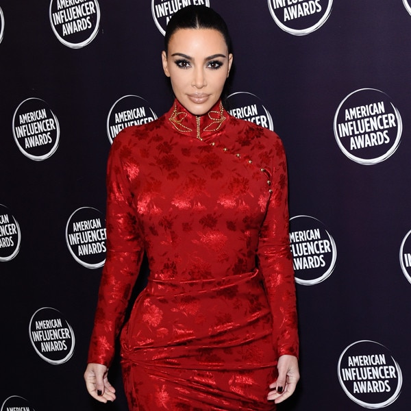 Kim Kardashian, Fashion Police Widget