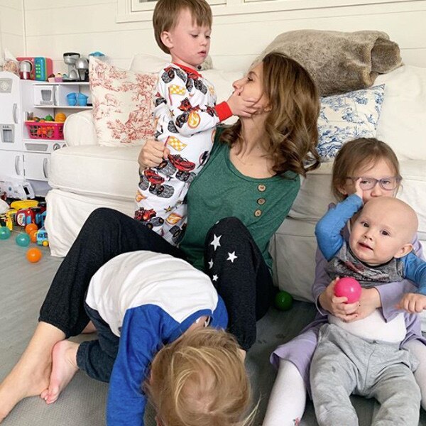 Hilaria Baldwin, Kids