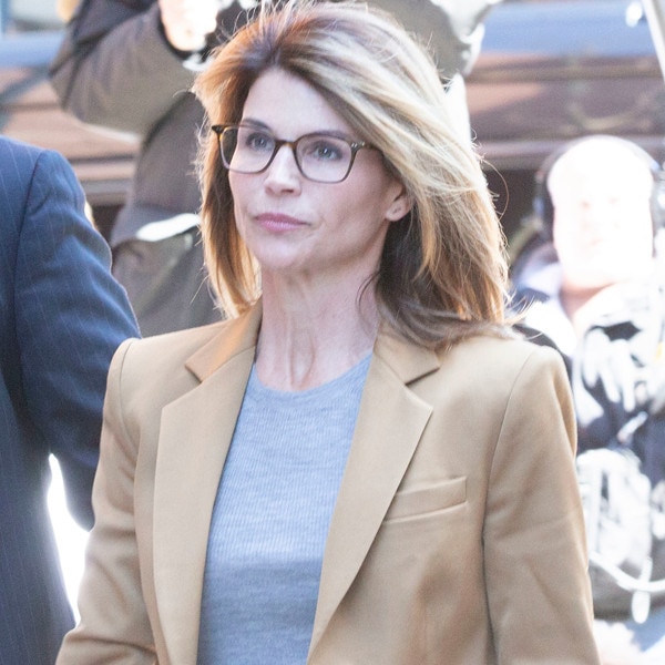 Lori Loughlin, Boston, Court