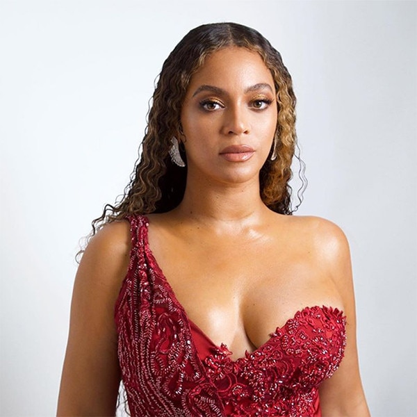 Beyoncé, Instagram