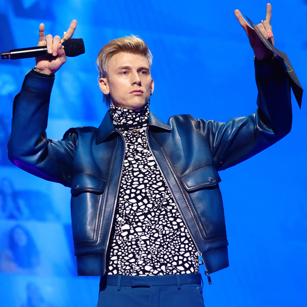 Machine Gun Kelly, 2020 Peoples Choice Awards, PCAs, Show
