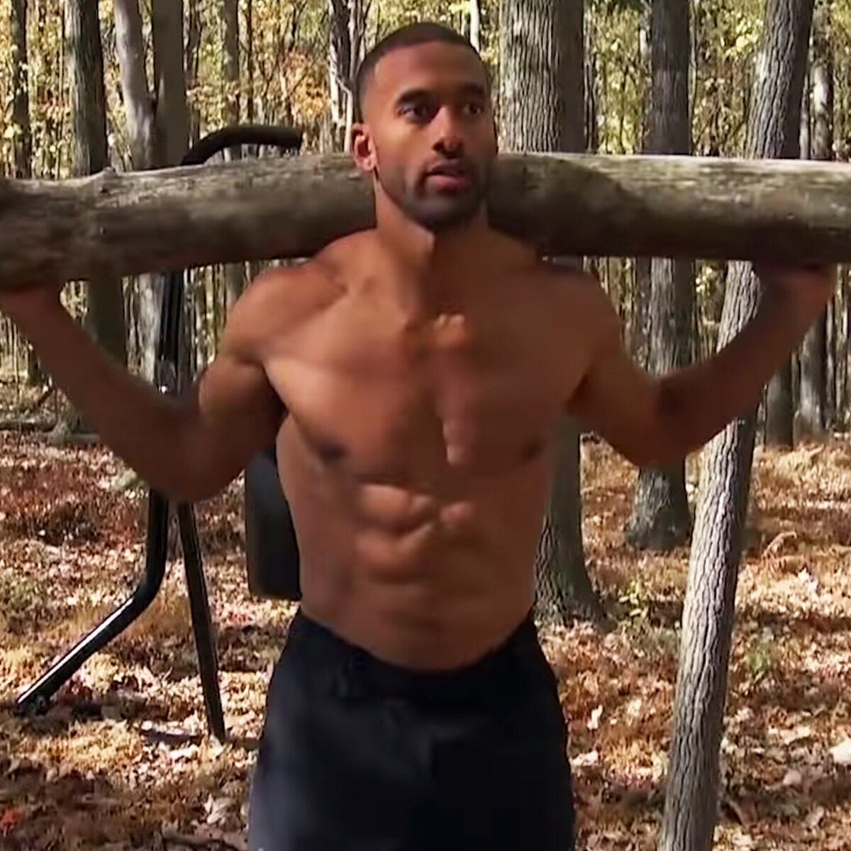 Matt James, Shirtless, The Bachelor