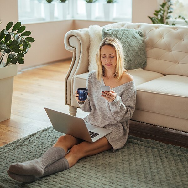 Ecomm: generic e-comm shopping images, stock photo, online shopping