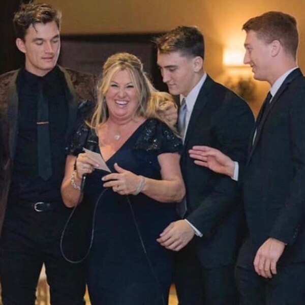Tyler Cameron, Mom, Instagram