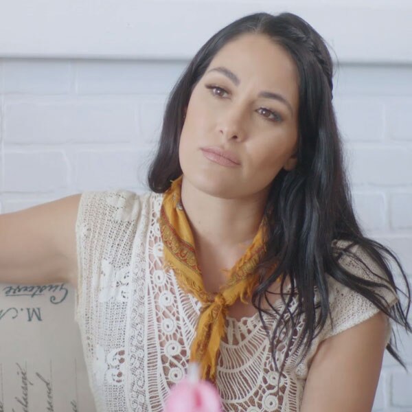 Brie Bella, Total Bellas 509