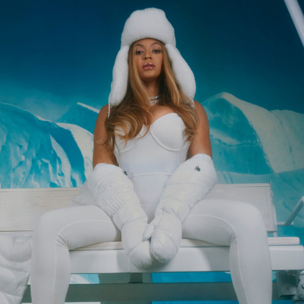 E-comm: Beyonce Ivy Park Drop, Icy Park
