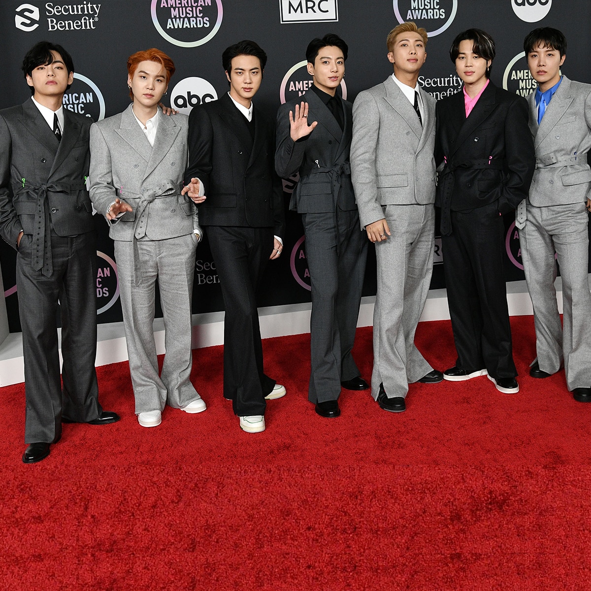 BTS, 2021 American Music Awards, Arrivals