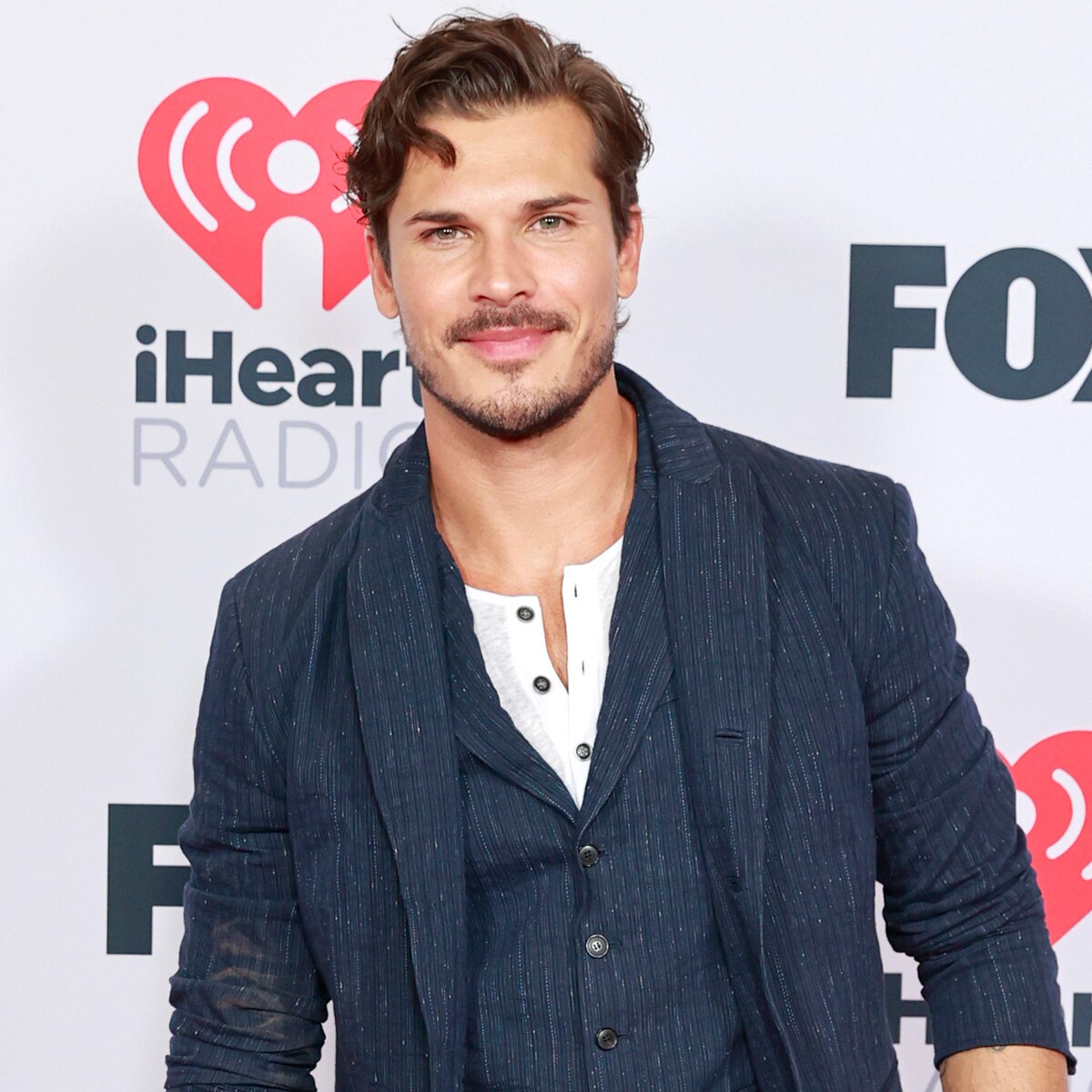 Gleb Savchenko, 2021 iHeartRadio Music Awards, Red Carpet Fashion