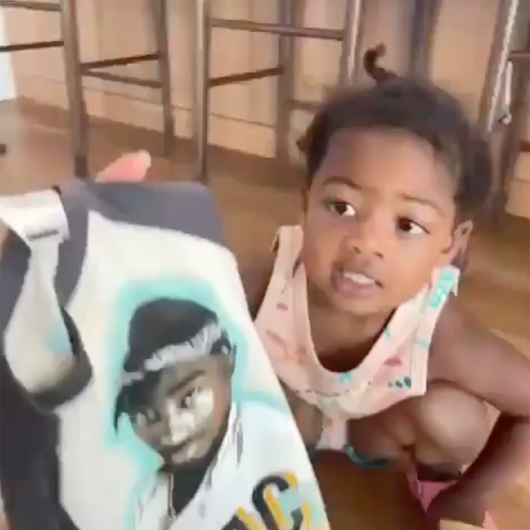 Gabrielle Union, Kaavia James, Tupac Shakur Shirt, Instagram