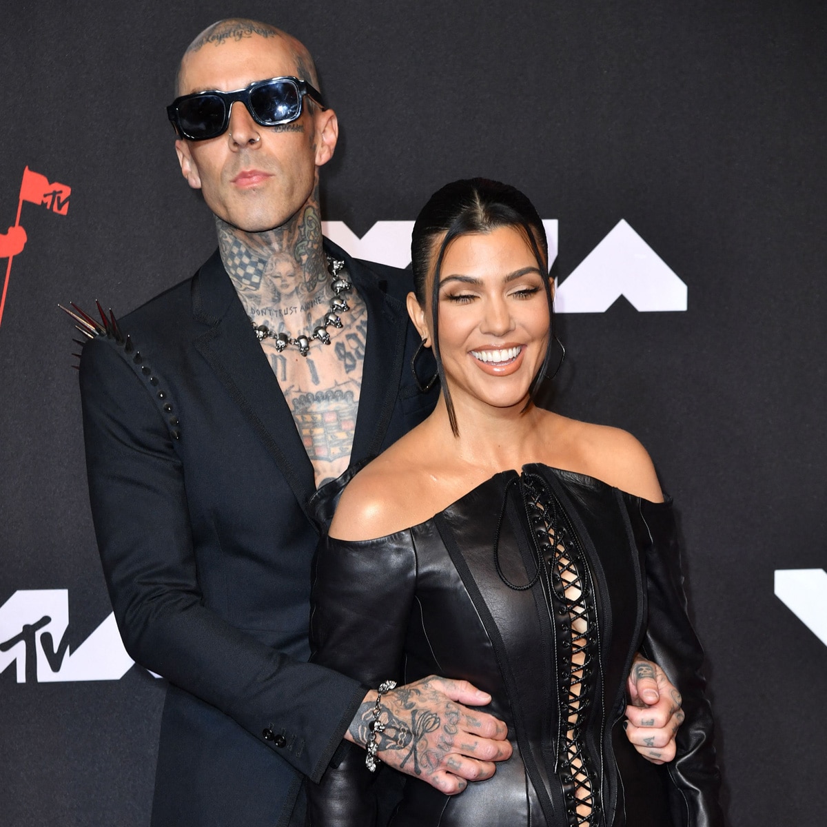 Travis Barker, Kourtney Kardashian, 2021 MTV Video Music Awards, Red Carpet Fashion, Arrivals