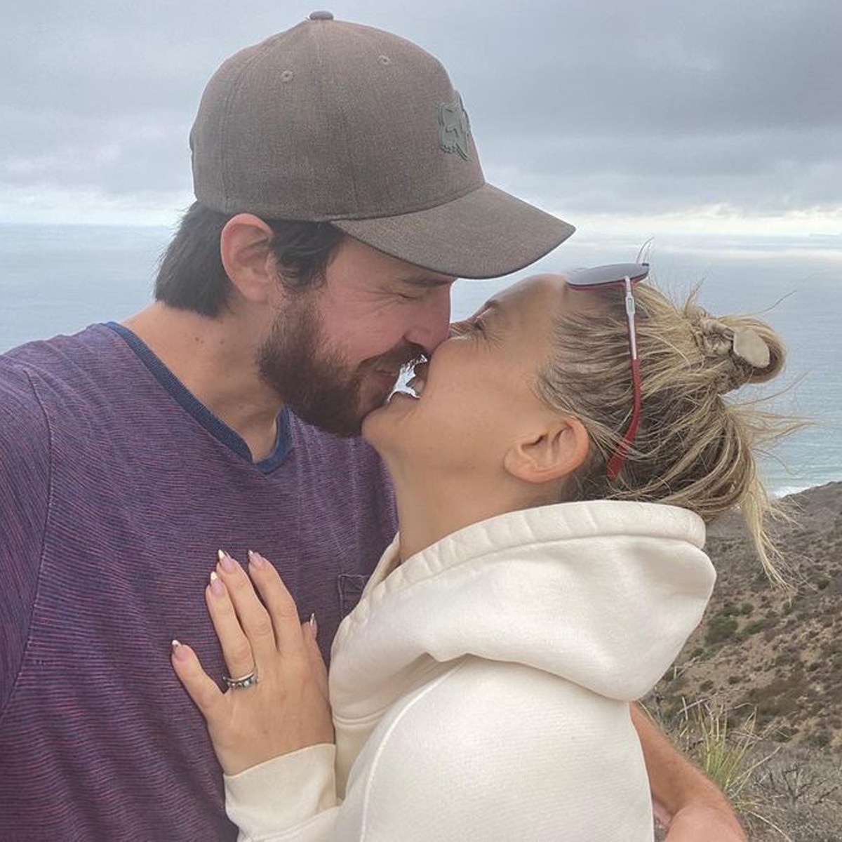 Kate Hudson, Danny Fujikawa, Engagement
