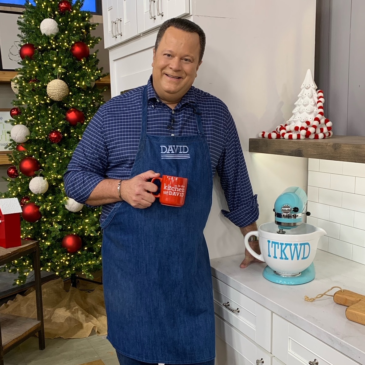 SHURCH COM QVC #39 s David Venable Reveals What #39 s In His Kitchen