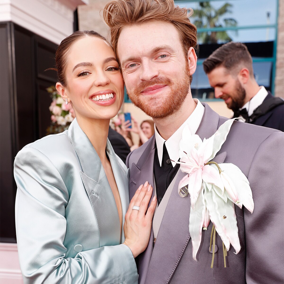 Claudia Sulewski, Finneas O'Connell