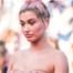 Hailey Baldwin, Woops